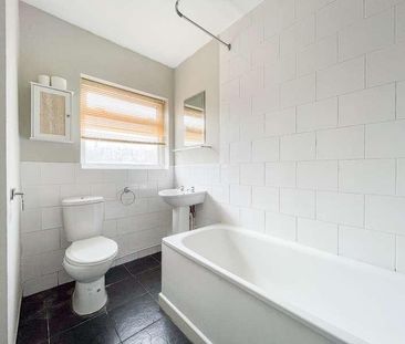 Marconi Road, Northfleet, Gravesend, Kent, DA11 - Photo 4