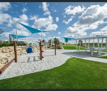 DUAL KEY LIVING - MAIN HOUSE - Photo 2