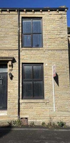 Broadstone Way, Bradford, BD4 - Photo 1