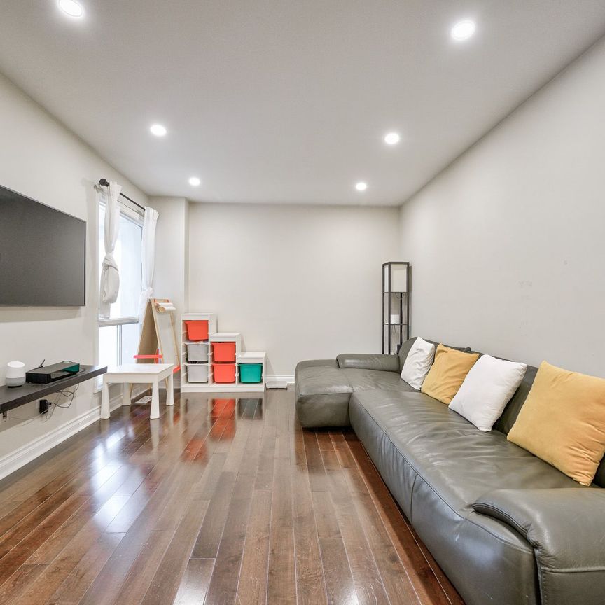 For Lease - 105 Patrice Crescent, Vaughan, Ontario - Photo 1