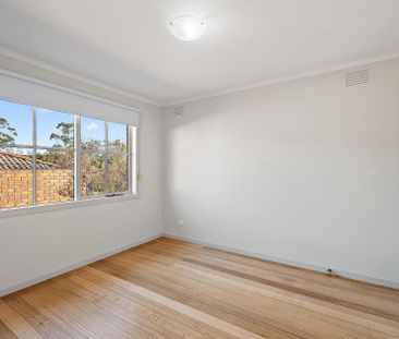 9/7-9 Woodside Avenue, Ringwood - Photo 2