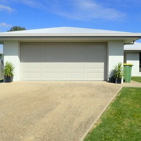 Stunning Family Home in Eimeo - 67 Village Circuit - Photo 3