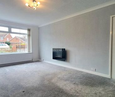 2 bedroom semi-detached bungalow to rent - Photo 2