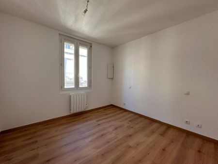 Location Appartement 3 pièces 46m² SETE 34200 - Photo 3