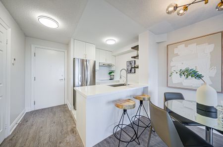 For Lease - 15 Greenview Avenue Unit# 1011, Toronto, Ontario - Photo 2