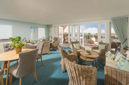 1 bedroom retirement property to rent - Photo 2