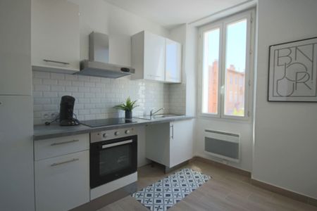 Location Appartement 1 pièce 27m² MARSEILLE 5ème - Photo 4