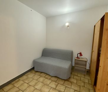 Bordeaux, rue de la Liberté, à proximité de la clinique Sain - Photo 1