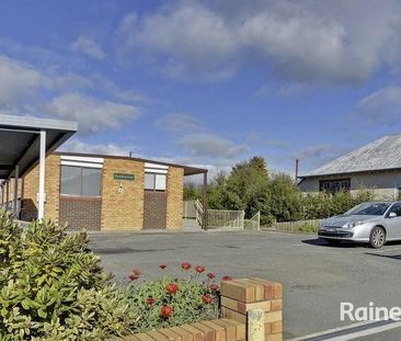 2/24 Hamilton Street, West Hobart, TAS 7000 - Photo 6