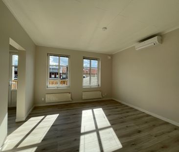 Karlagatan, Vara - Foto 2