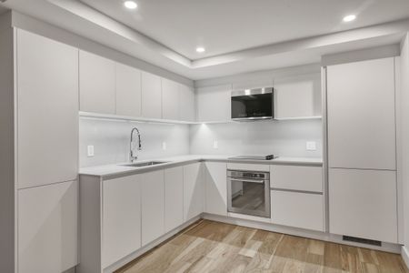 3460 Peel Street - Photo 3
