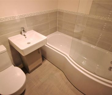 2 bedroom terraced house to rent - Photo 6