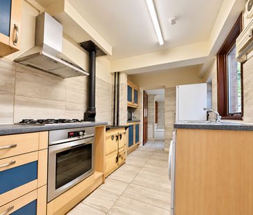 3 bedroom terraced house to rent - Photo 6