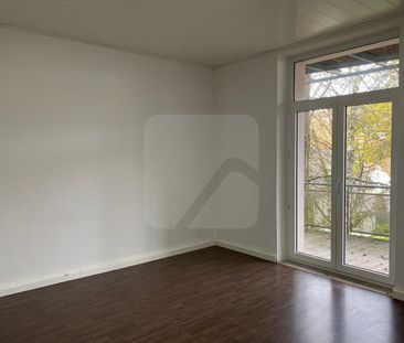 Lüdenscheid: Charmante 2-Zimmer-Altbau-Wohnung mit großem Balkon in... - Foto 1