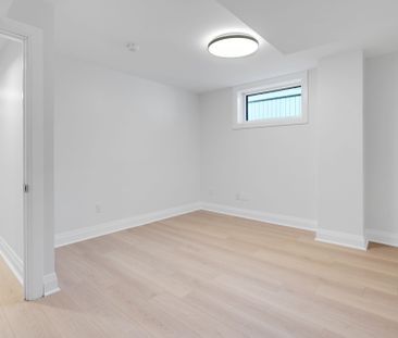 For Lease - 1820 APPLEFORD Street, Beacon Hill North - South and Ar... - Photo 5