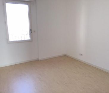 Location Appartement 3 pièces 70m² NANTES 44200 - Photo 2