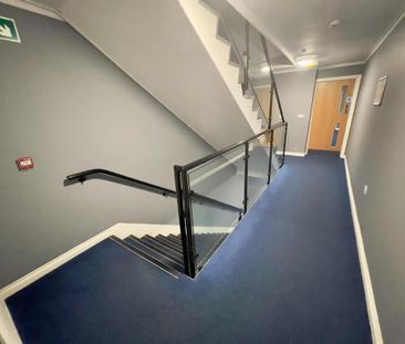 2 bedroom private hall to rent - Photo 4