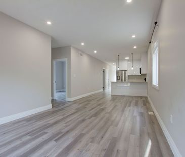 For Lease - 104 Fifth Avenue Unit# A, Kitchener, Ontario - Photo 2