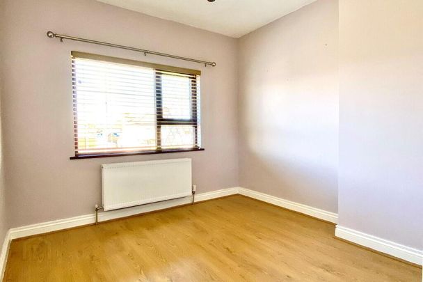 49 Armagh Road, Portadown, BT62 3DL - Photo 1