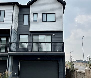 615 - Evanston Link NW, Calgary - Photo 1