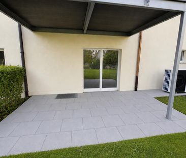 Kernsanierte 2.5 Zimmer-Wohnung mit grossem, gedeckte Gartensitzplatz - Photo 4