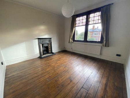 5 bedroom semi-detached house to rent - Photo 4