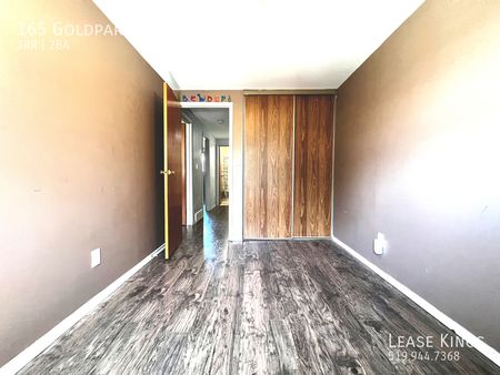 Charming 3 Bed 1.5 Bath Home in Family Friendly Chatham Neighbourhood - Photo 4