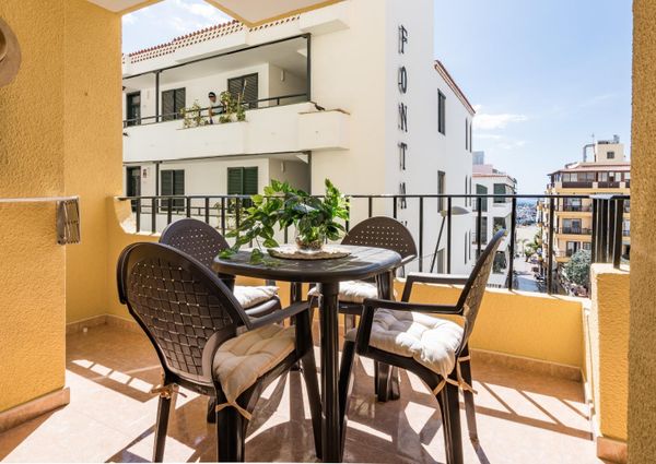 ALQUILER TEMPORAL EN LOS CRISTIANOS. DISPONIBLE ÚNICAMENTE LOS MESES DE MARZO A SEPTIEMBRE – 0067-03995