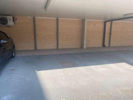 Ratcliffe Court, Sweetman Place, Bristol, BS2 - Photo 2
