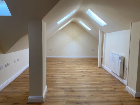 Market Place, Doncaster, Bawtry - Photo 5