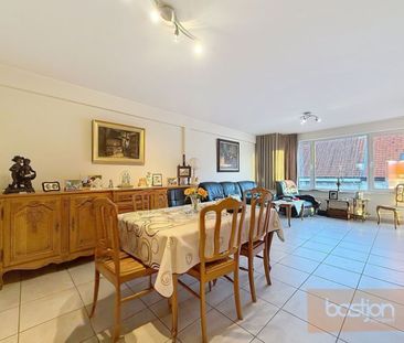 Appartement met 2 slaapkamers en garage - Photo 2