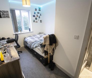 6 bedroom house to rent - Photo 5