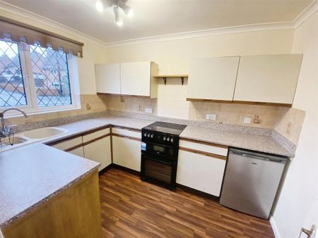 2 bedroom terraced house to rent - Photo 4