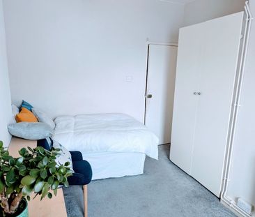 Room in a Shared House, Coverdale Road, W12 - Photo 2