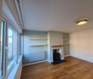 3 bedroom terraced house to rent - Photo 1