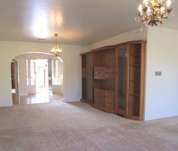 11 Dunbar Ave, Caulfield North - Photo 4