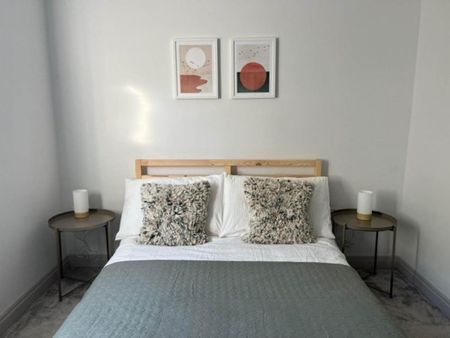 2 bedroom apartment to rent - Photo 3