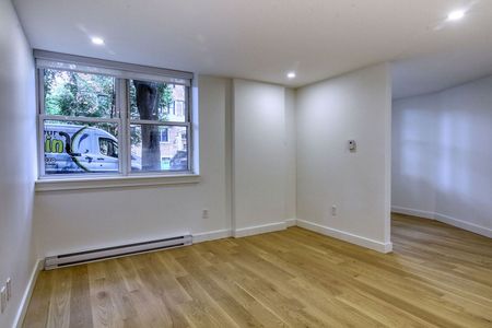 10 Rosemount Avenue - Photo 5