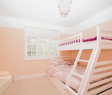 3 bedroom semi-detached house to rent - Photo 6