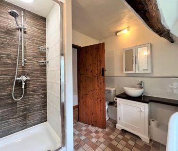 3 bedroom detached house to rent - Photo 6