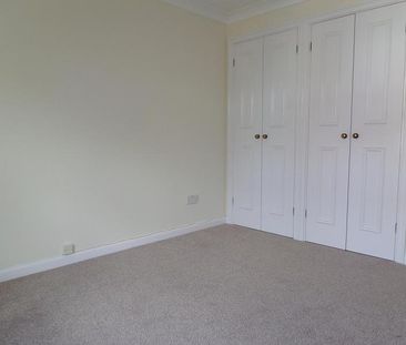 2 bedroom apartment to rent Hamble - Photo 5