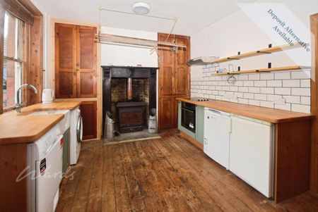 3 bedroom terraced house to rent - Photo 2