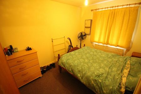 1 bedroom house to rent - Photo 2