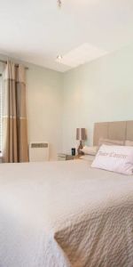 2 bedroom flat in 2 Strand Drive - Photo 4