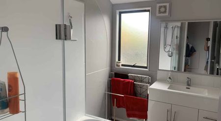Refurbished Home in Quiet Cul-De-Sac - Photo 5