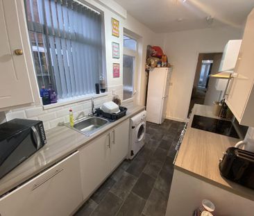 3 bedroom house to rent - Photo 2