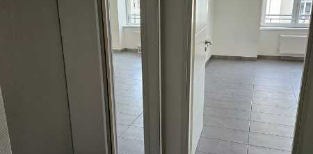 Location : Appartement 1 pièce 51 m2 – STRASBOURG - Photo 2