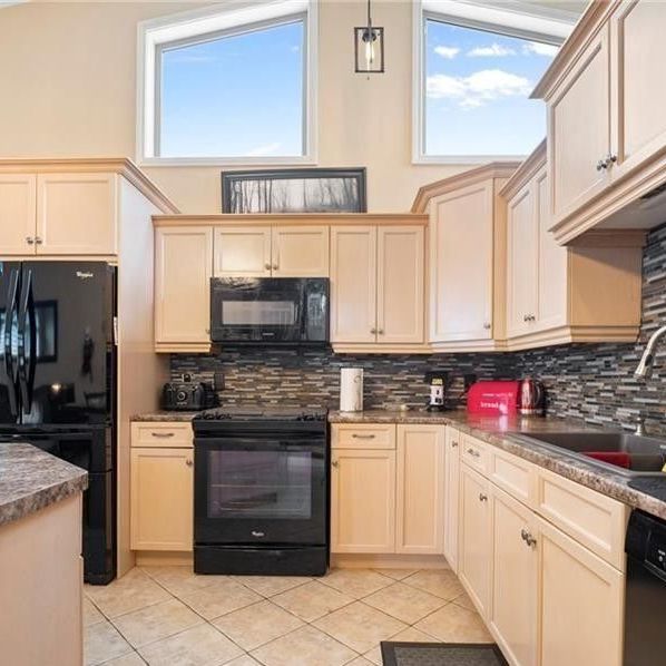 For Lease - 4015 Weinbrenner Road, Niagara Falls, Ontario - Photo 1