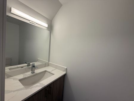 For Lease - 1459 O'connor Drive Unit# 1, Toronto, Ontario - Photo 2
