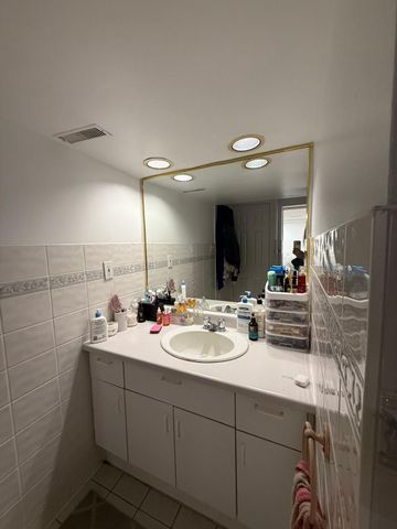 For Lease - 20 Castlebury Crescent Unit# Basement, Toronto, Ontario - Photo 3